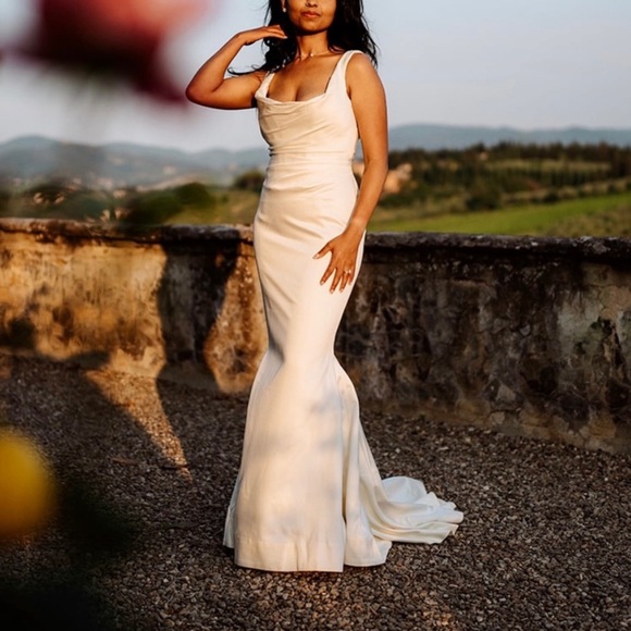 Luxury Wedding Dress Sweetheart Neck With Pearls Beads Sequins Custom Lace-Up Or Zipper Satin Mermaid Bridal Gowns Evening Dress
